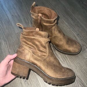 Bullboxer Boots from The Buckle
